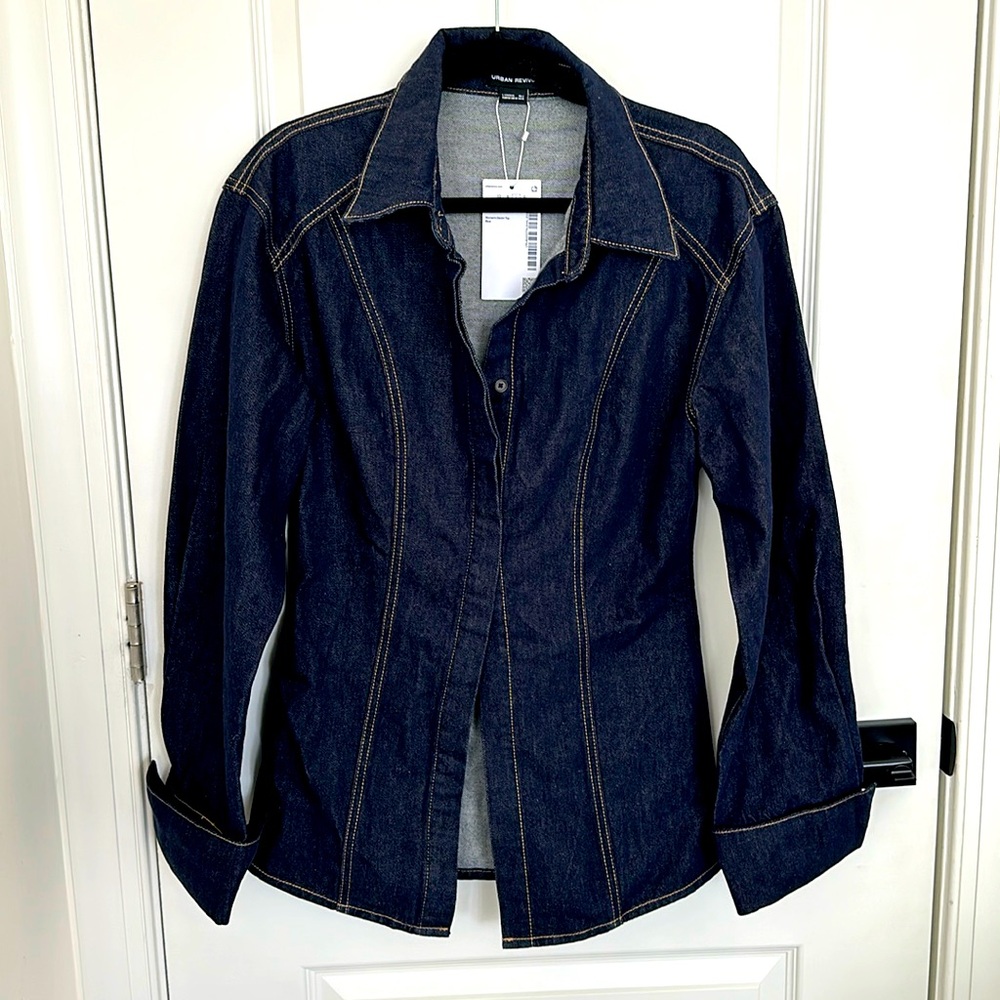 NWT Urban Revivo brand :Denim long sleeve shirt